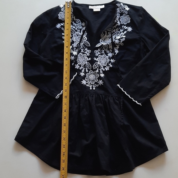 Michael Kors black floral embroidered top small - Picture 11 of 12